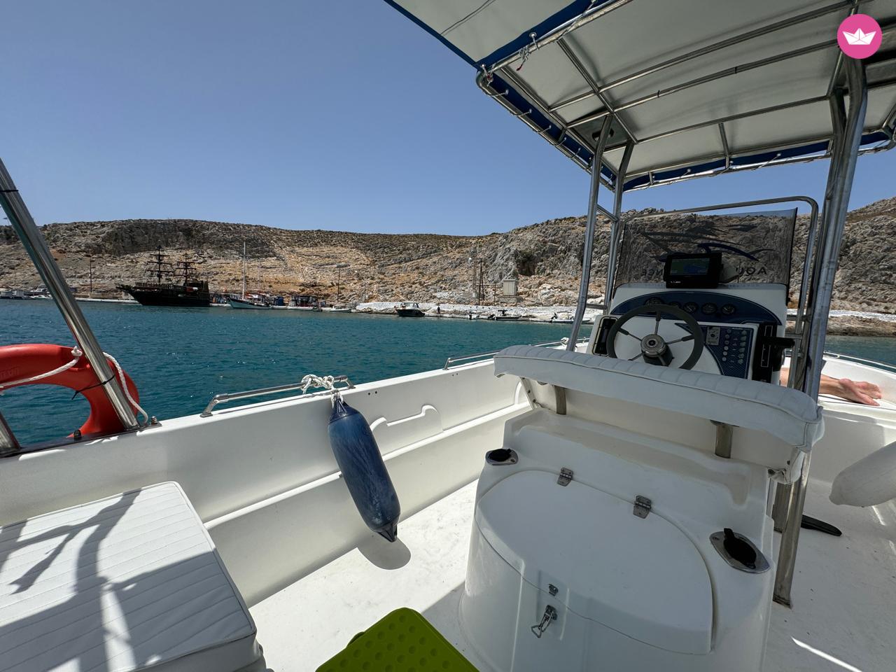 Bateau à moteur Nikita Open 5,5 M 200cv 4