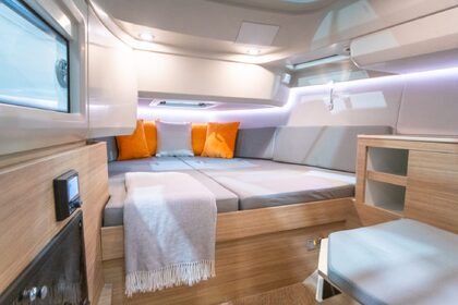 Charter in Athens - Saxdor 270 GTO