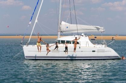 Czarter Katamaran Lagoon 380 Ibiza