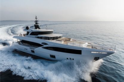 Аренда Моторное судно Gulf Craft Majesty 100 Монако