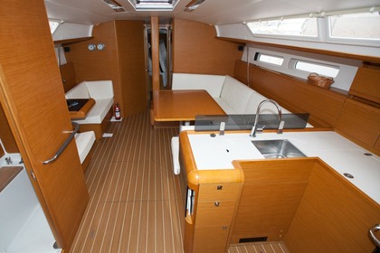 Charter Sailboat  Sun Odyssey 439 San Miguel de Abona