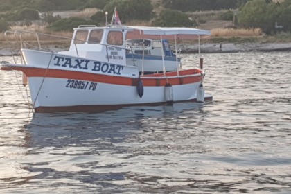 Hyra båt Motorbåt Genova Life boat Pula
