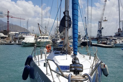 Charter Sailboat Teknocantieri Perversion Trapani