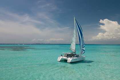 Hire Catamaran Lagoon 420 Samaná Province