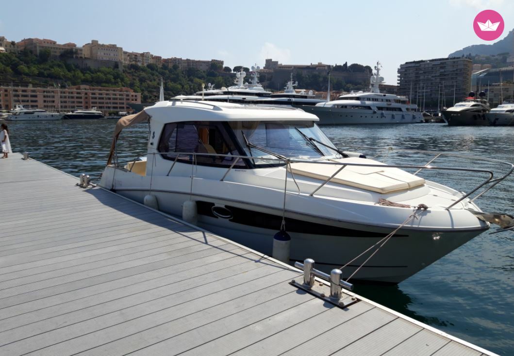 Bateau à moteur Beneteau Antares 9 250cv 8