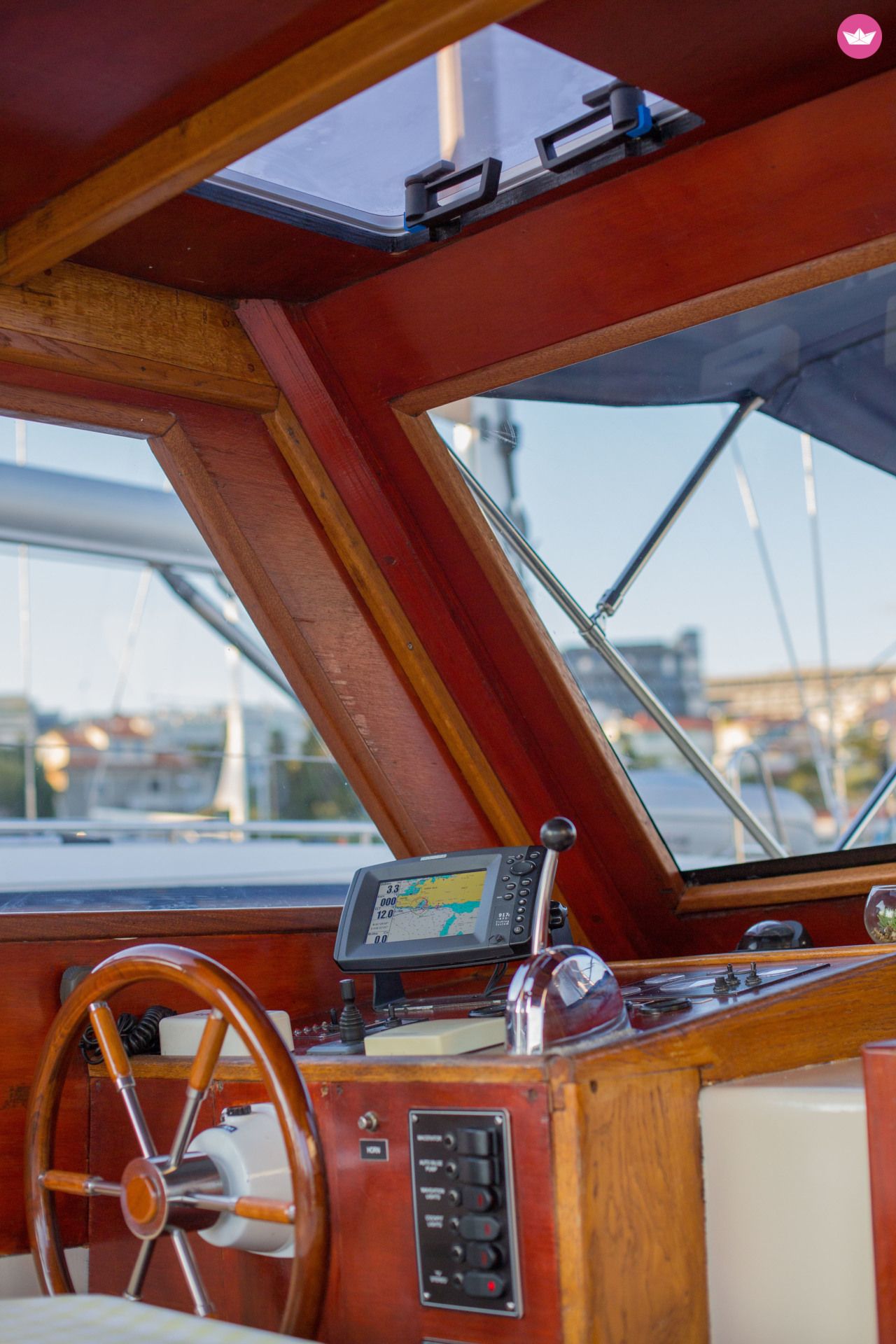 Charter Motorboat Traitional Croatian Boat Leut Vagabundo Split