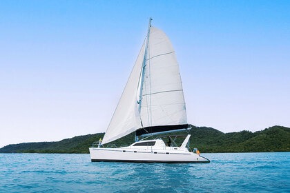 Hire Catamaran Robertson & Caine Leopard 47 Pc Phuket