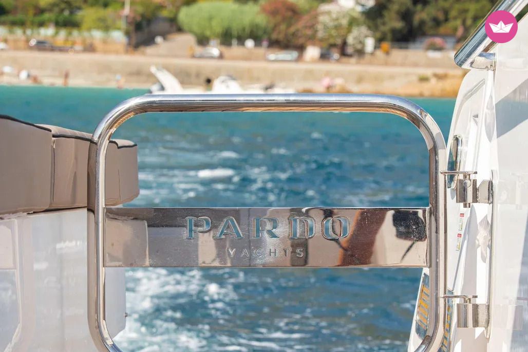Yacht PARDO 43 750cv 8