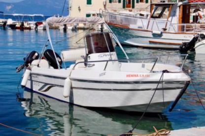 Charter Motorboat Speedy 500 Paxi