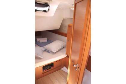 Hyra båt Segelbåt Jeanneau Sun Odyssey 509 - 5 + 1 cab. Kontokáli