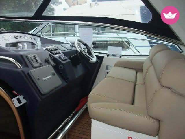Bateau à moteur Sealine S 38 600cv 3
