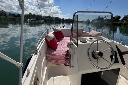 Explore the Charm of the Gulf of Poets with Our 40HP Boat!