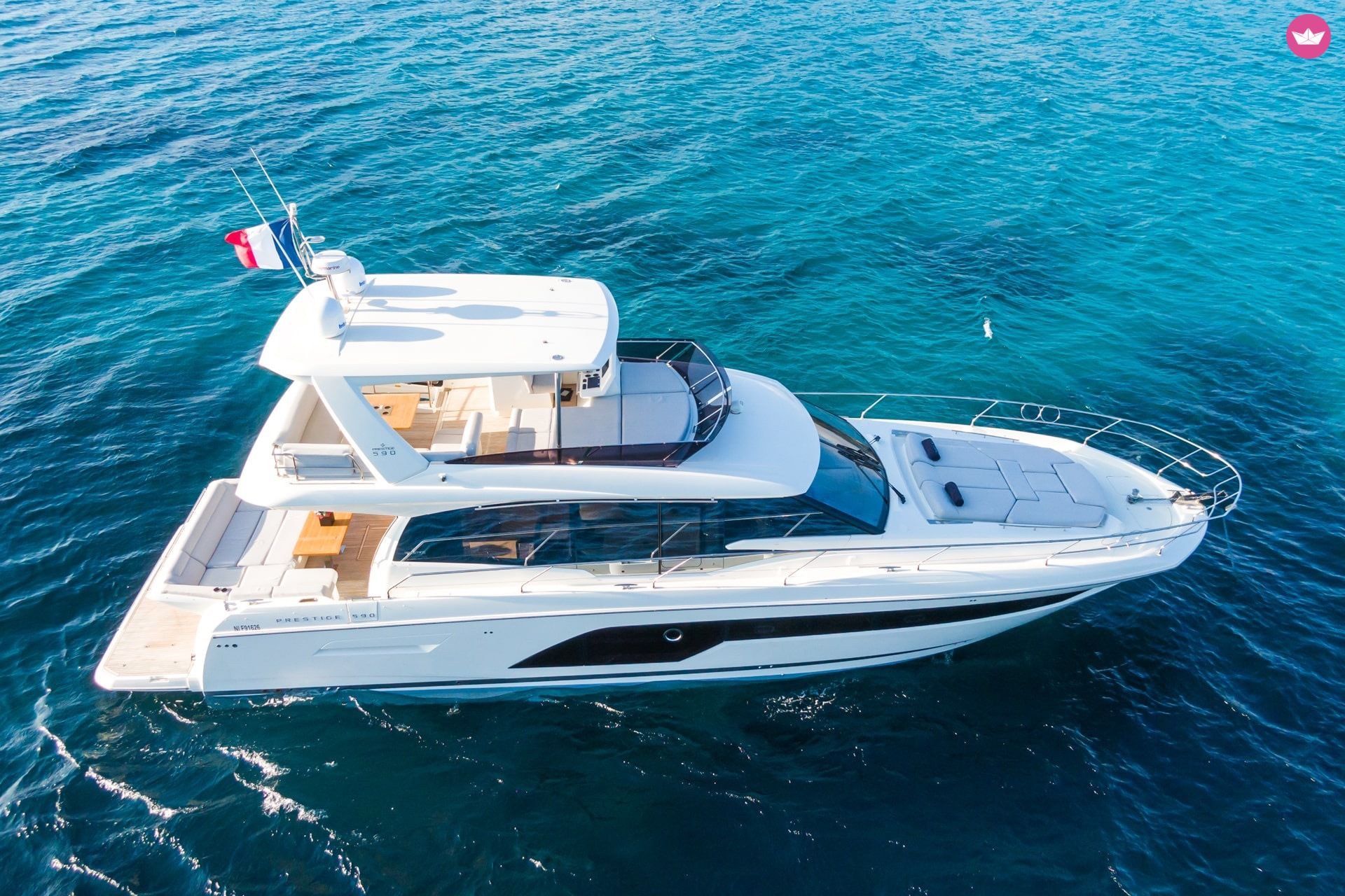 Bateau à moteur Jeanneau Prestige 590 8