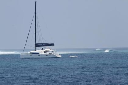 party yacht maldives