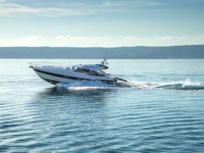 Location Bateau à moteur Pershing 46 Kaštel Gomilica