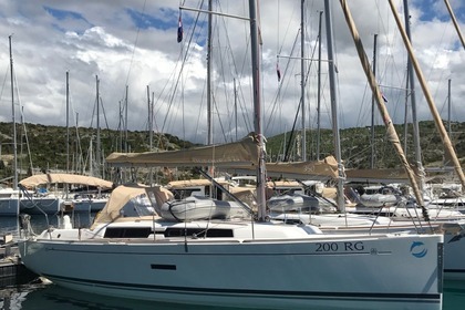 Charter Sailboat DUFOUR 335 Grand Large Primošten