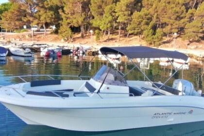 Charter Motorboat Atlantic Marine 670 Open Pakoštane