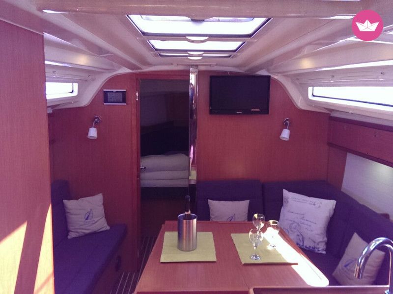 Bavaria Cruiser 37 w Zadar do wynajęcia