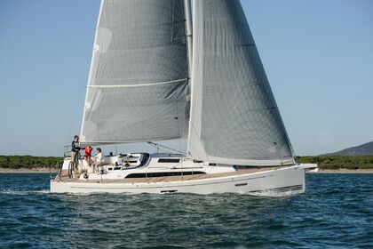 Hire Sailboat X-yachts X4.3 Laurium