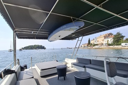 Catamarano Rovinj