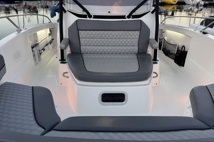 Charter Motorboat Jeanneau Cap Camarat 9.0 CC Le Gosier