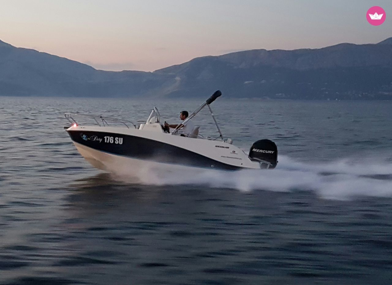 Charter Motorboat Quicksilver Activ 555 Zadar