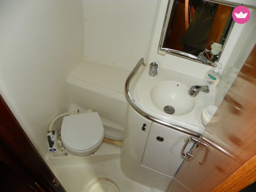 Charter Sailboat Beneteau Oceanis 461 Clipper Athens