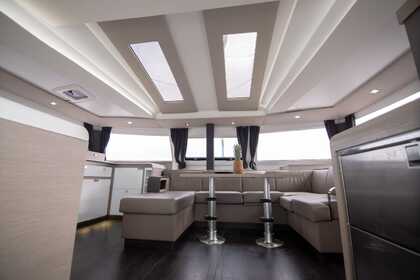 Location Catamaran Fountaine Pajot 45ft Mykonos