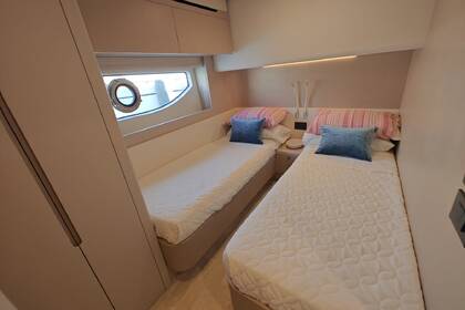 Miete Motorboot Azimut Azimut 68 Neapel