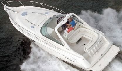 Location Bateau à moteur Monterey 322 Estepona