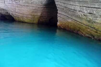 Tour Esclusivo in barca costa e grotte marine di Vieste