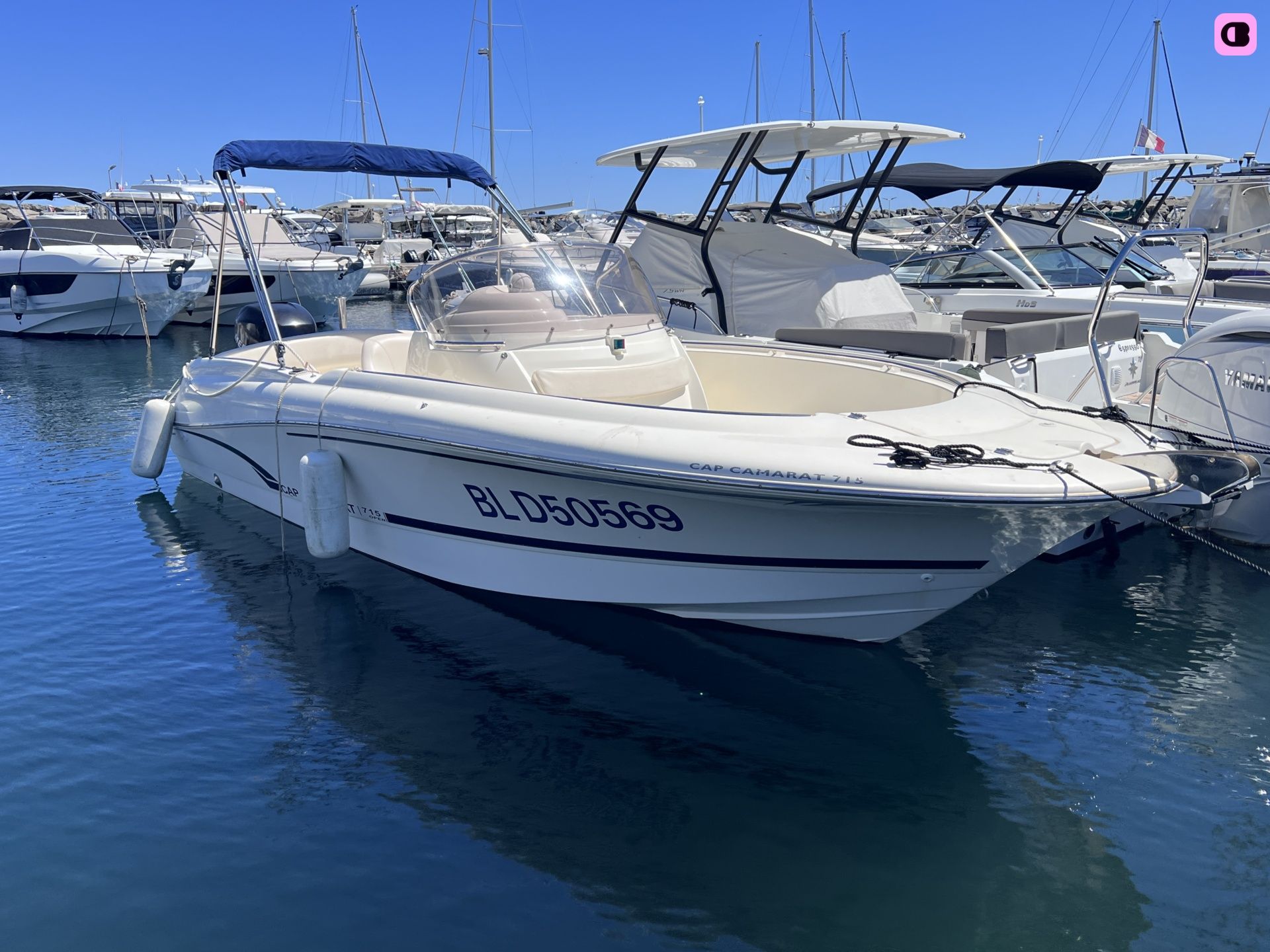 Bateau à moteur Jeanneau Cap Camarat 715 200cv