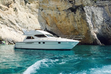 Hire Motorboat PRINCESS 360 Zakynthos