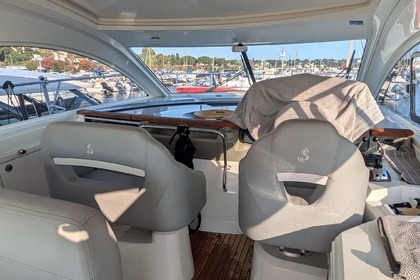 42ft Beneteau Monte Carlo Motor Yacht Rental in Cote d'Azur, France