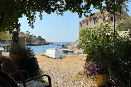 Insidias Fly 200 HP- FREE FUEL AND SKIPPER