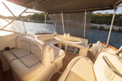 Location Bateau à moteur Jeanneau Leader 805 Antibes