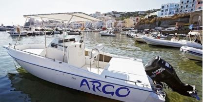 Charter Motorboat Argo 7M Ponza
