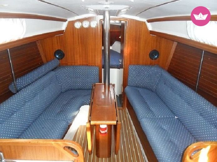 Jacht żaglowy Elan 333  