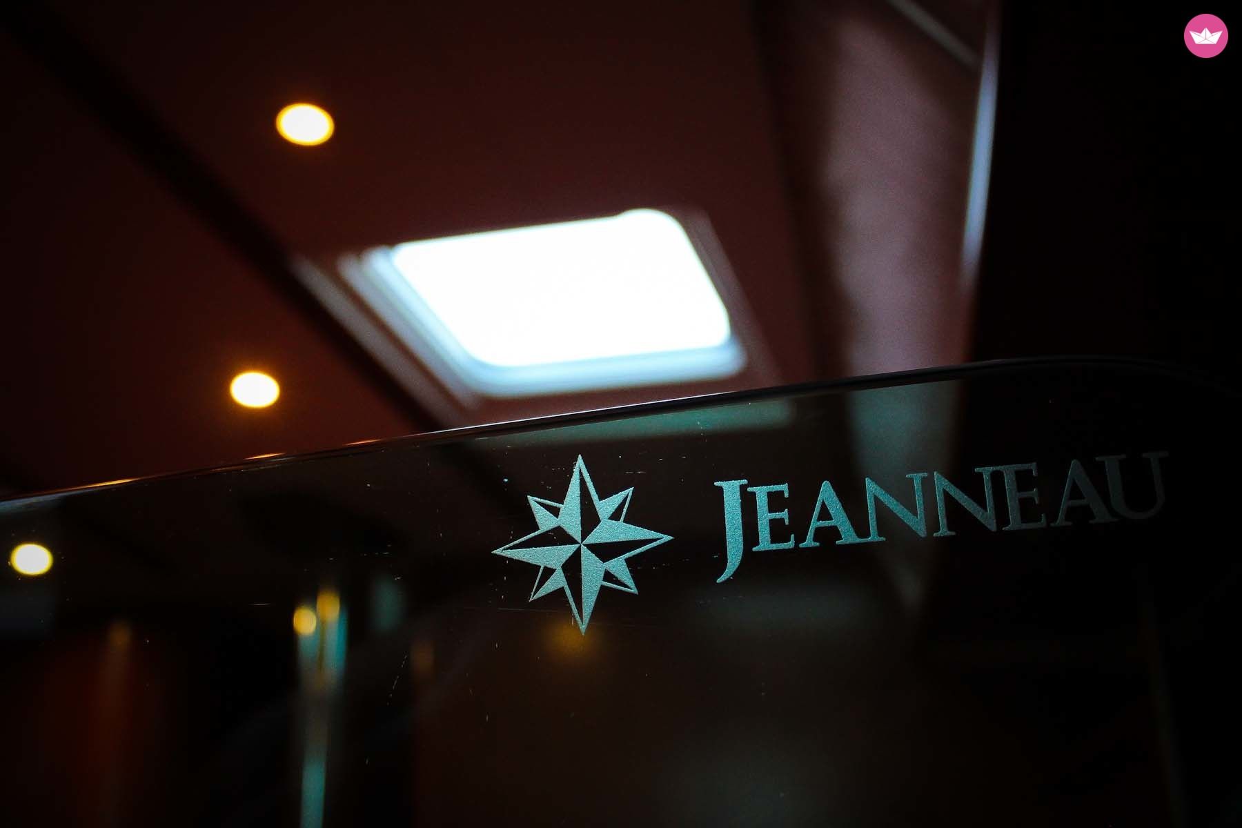 Sailboat Jeanneau Sun Odyssey 43 for hire