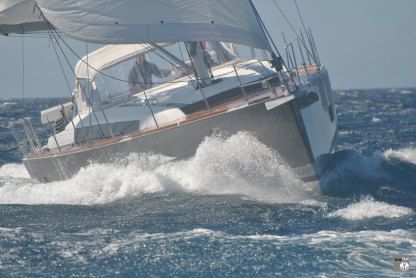 Charter Sailboat Beneteau Oceanis 55 Bormes-les-Mimosas