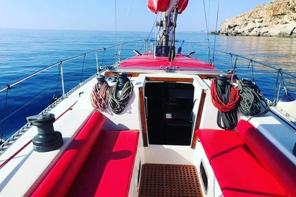 Sailboat for Luxury Cruises in Lindos!