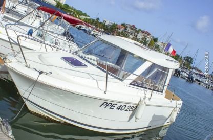 Location Bateau à moteur Jeanneau Merry Fisher 645 Le Gosier
