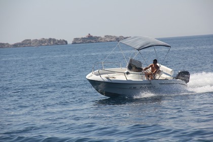 * Fisher 17 * with skipper ~ FUEL INCLUDED~ * Open bar *