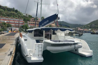 Rental Catamaran FOUNTAINE PAJOT Salina 48 Evolution with watermaker Zaton