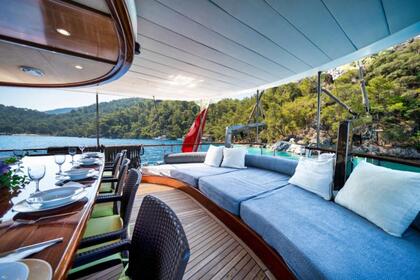 Gulet with 6 cabins