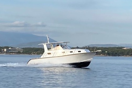 Rental Motorboat Michanokinito Skafos Eirini Spetses