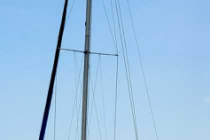 Entdecken Sie neue Ufer auf Ihrem Segelboot 30.3 i