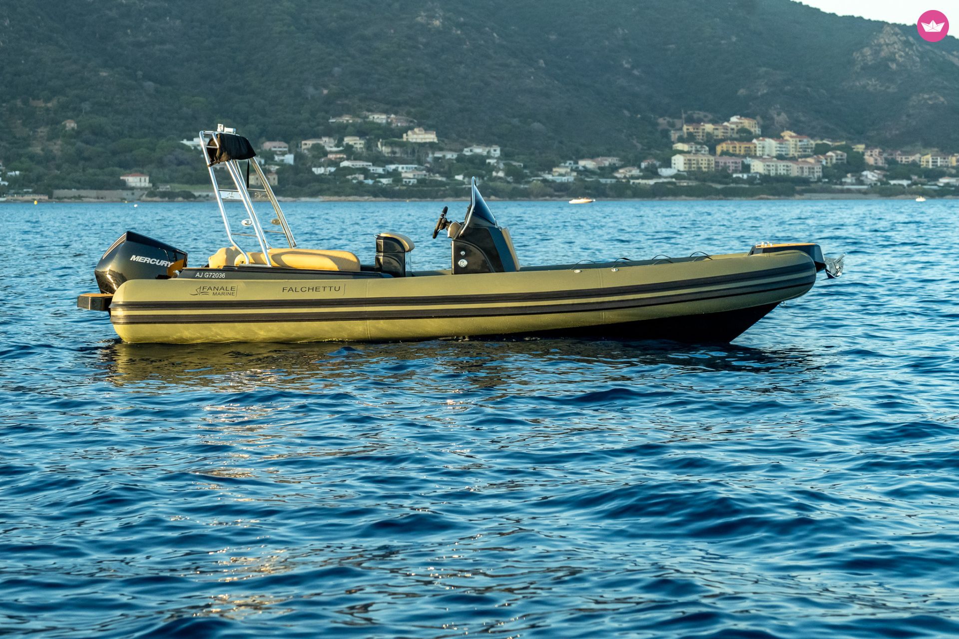 Semi-rigide Fanale Marine Falchettu 700 225cv 8