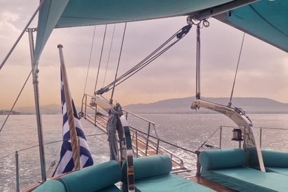 Traditional Yacht Experience · Cruise in Athens