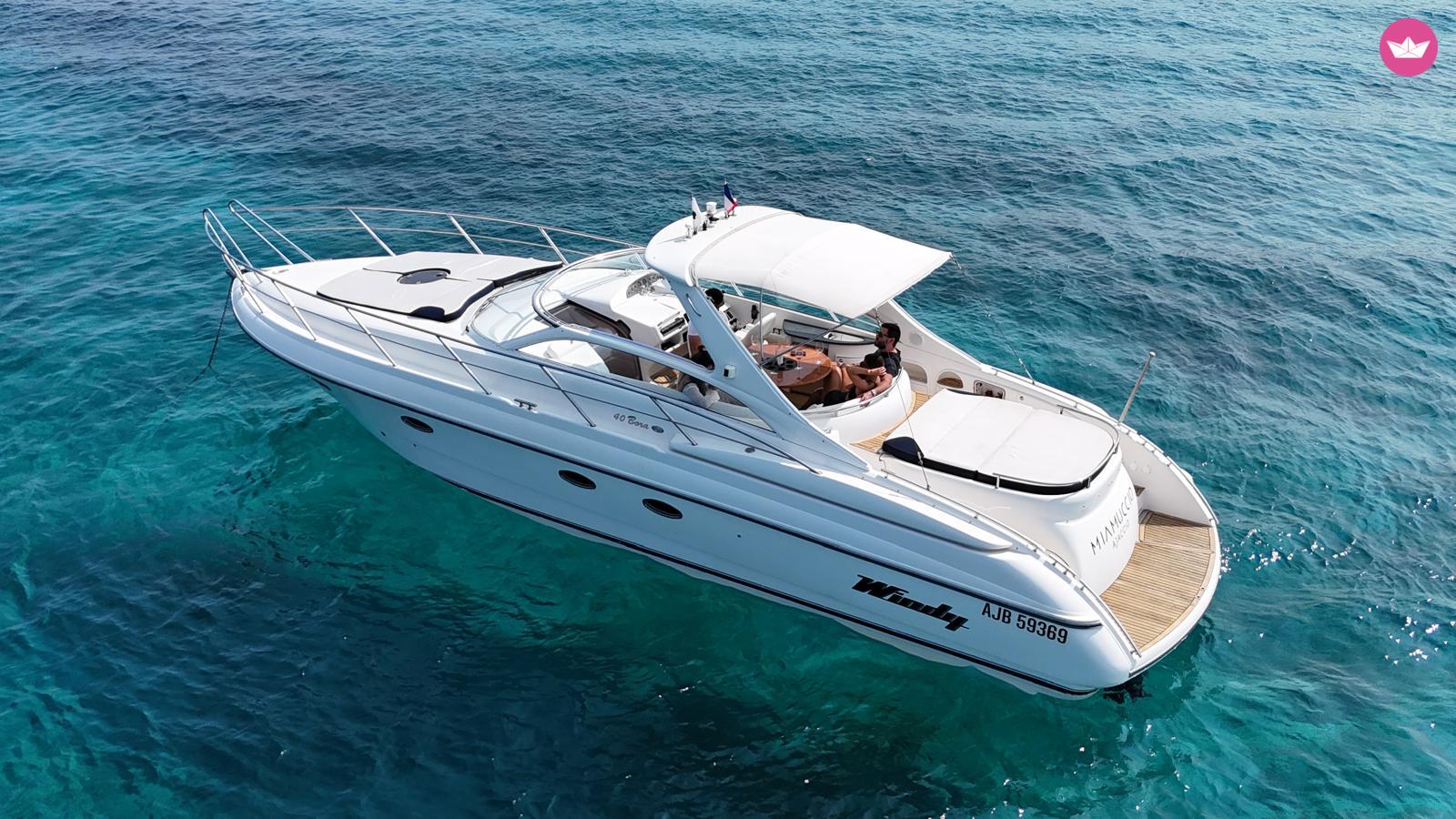 Bateau à moteur Windy Windy 40 Bora 4